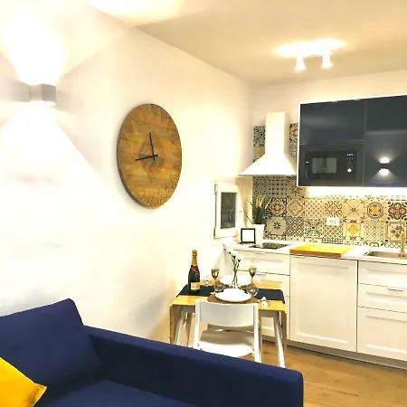 Duomo Delight - Self Check-in Apartment